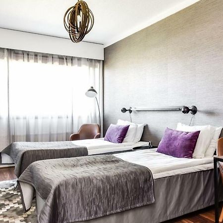 Hotel Kaeenpesae Ylivieska Exteriér fotografie